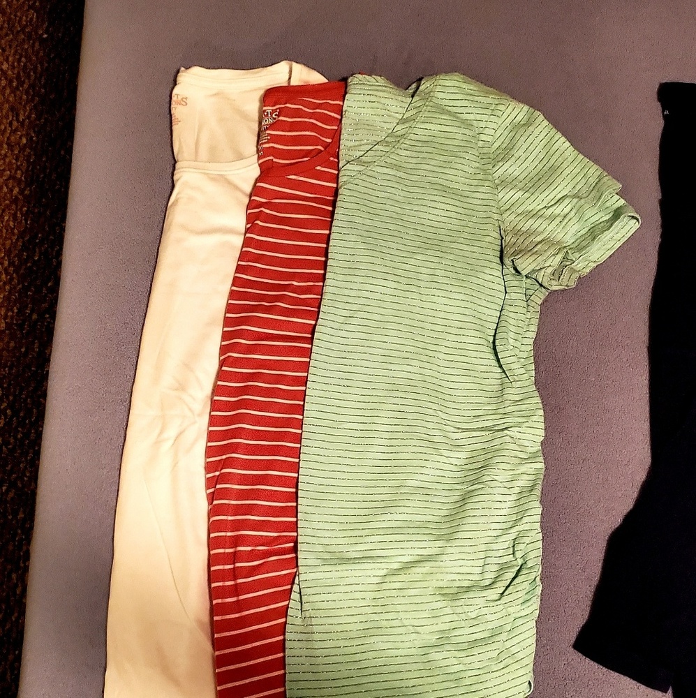 3 Maternity Short Sleeve Tops! Size Small